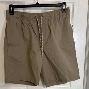 NWT Amazon Essentials Tan Women's Cargo Shorts